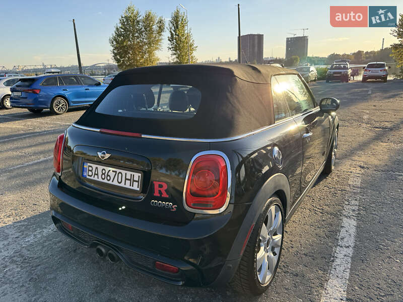 Кабриолет MINI Convertible 2016 в Киеве