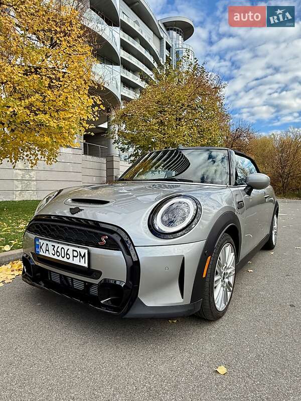 Кабріолет MINI Convertible 2022 в Києві фото 11 Кабріолет MINI Convertible 2022 в Києві