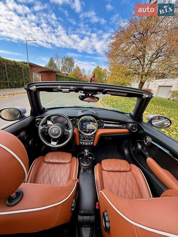 Кабріолет MINI Convertible 2022 в Києві фото 26 Кабріолет MINI Convertible 2022 в Києві