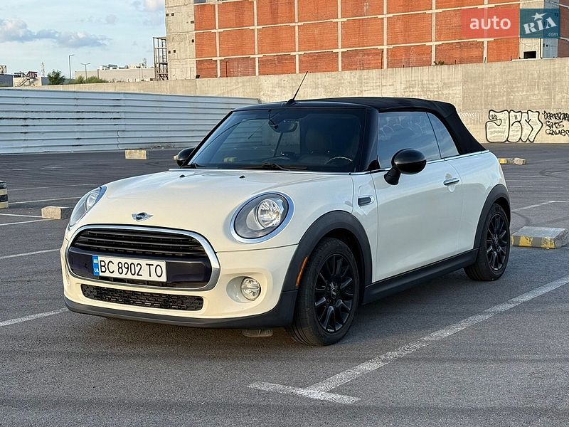 Кабріолет MINI Convertible 2017 в Львові