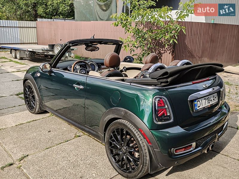 Кабриолет MINI Convertible 2011 в Киеве