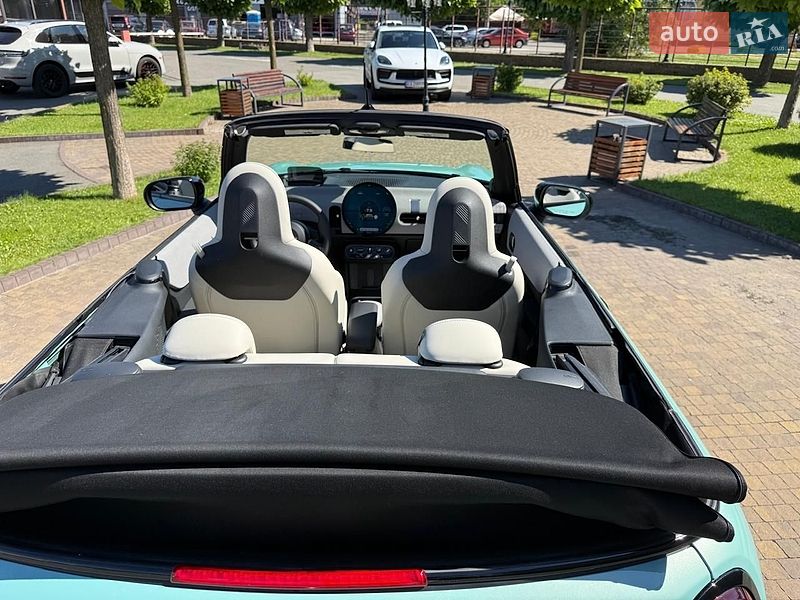 Кабріолет MINI Convertible 2024 в Києві фото 10 Кабріолет MINI Convertible 2024 в Києві