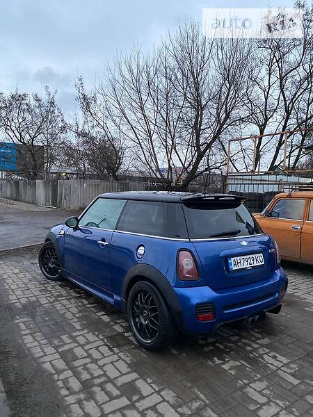 Auto Ria Prodam Mini Kuper 07 Benzin 1 6 Hetchbek Bu V Slavyanske Cena 2999