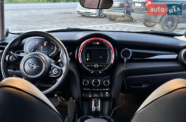 Хэтчбек MINI Cooper 2020 в 