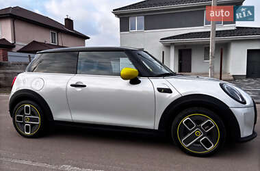 Хэтчбек MINI Cooper 2021 в 
