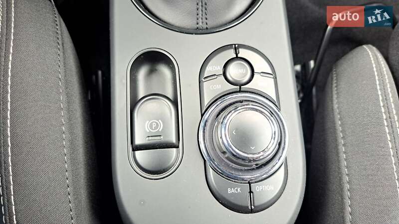 Хэтчбек MINI Cooper 2022 в Хмельницком