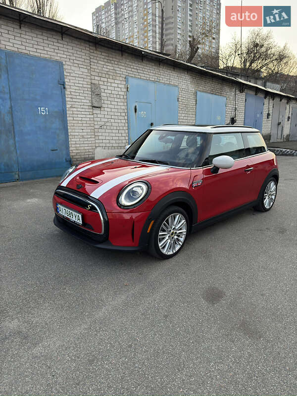 Хэтчбек MINI Cooper 2023 в 