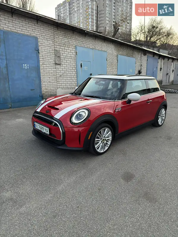 Хэтчбек MINI Cooper 2023 в 
