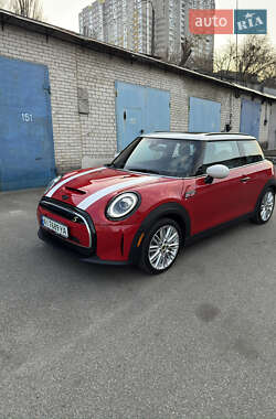 Хэтчбек MINI Cooper 2023 в 