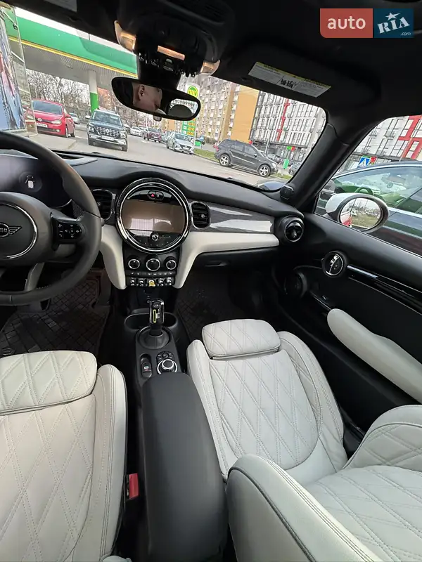 Хэтчбек MINI Cooper 2023 в 