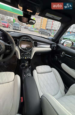 Хэтчбек MINI Cooper 2023 в 