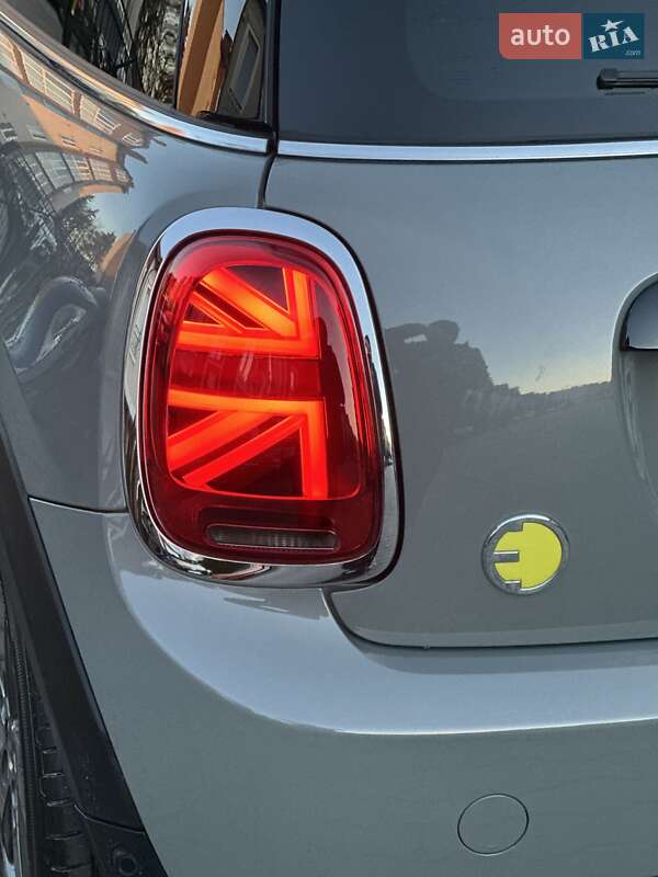 Хэтчбек MINI Cooper 2021 в Хмельницком