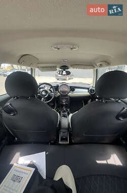 Хэтчбек MINI Cooper 2011 в 