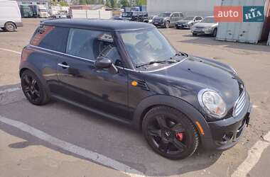 Хэтчбек MINI Cooper 2012 в 