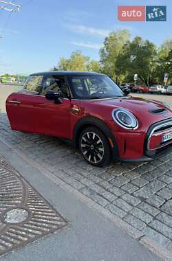 Хетчбек MINI Cooper 2024 в 