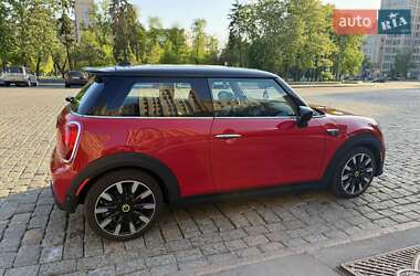 Хетчбек MINI Cooper 2024 в 
