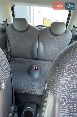 Хетчбек MINI Cooper 2002 в 