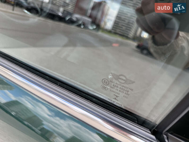 Хетчбек MINI Cooper 2017 в Києві