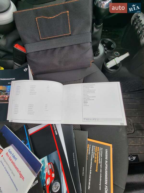 Хэтчбек MINI Cooper 2010 в Краснограде фото 26 Хэтчбек MINI Cooper 2010 в Краснограде