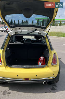 Хэтчбек MINI Cooper 2005 в 