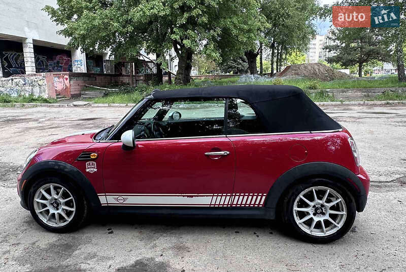 Хэтчбек MINI Cooper 2013 в Львове