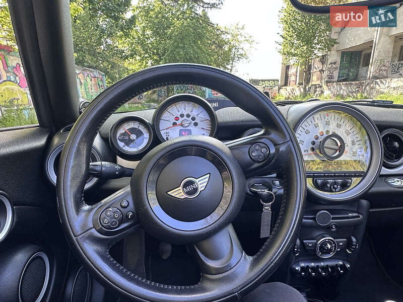 Хэтчбек MINI Cooper 2013 в Львове