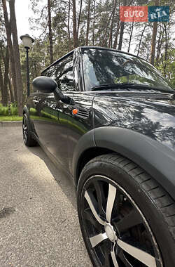 Хэтчбек MINI Cooper 2002 в 