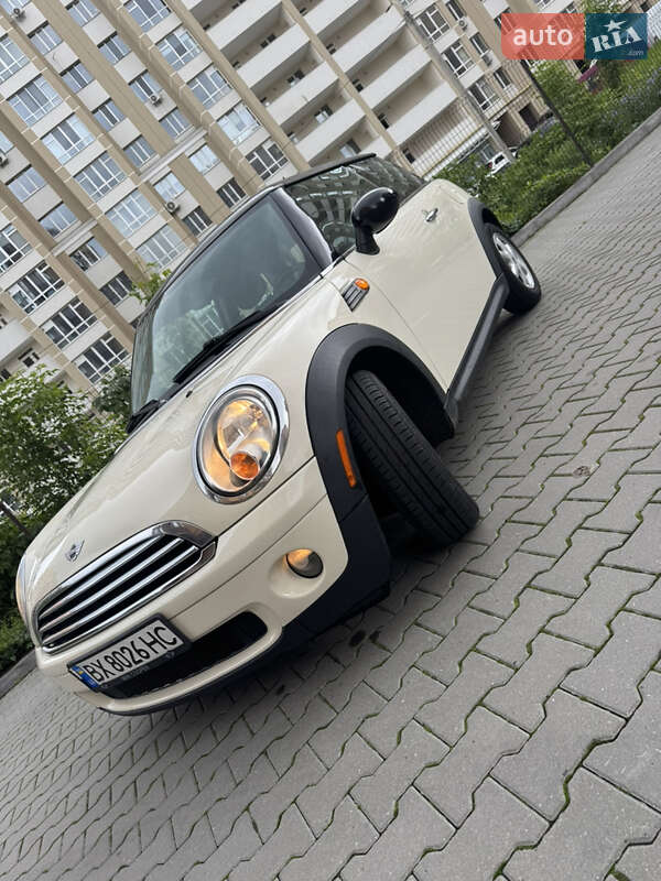 Хэтчбек MINI Cooper 2010 в Хмельницком фото 16 Хэтчбек MINI Cooper 2010 в Хмельницком