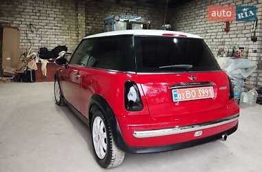 Хэтчбек MINI Cooper 2002 в 