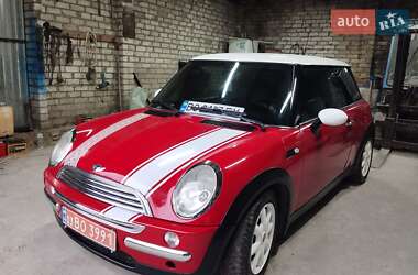 Хэтчбек MINI Cooper 2002 в 