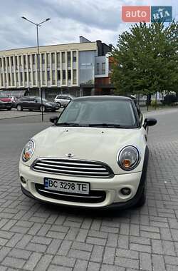 Хэтчбек MINI Cooper 2011 в 