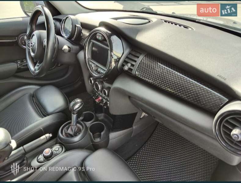 Хэтчбек MINI Cooper 2018 в Киеве