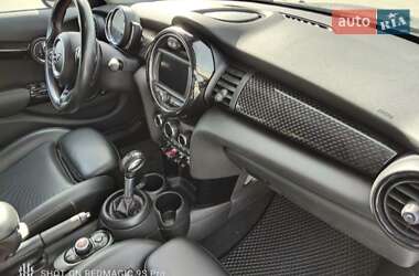 Хэтчбек MINI Cooper 2018 в 