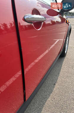 Хэтчбек MINI Cooper 2011 в 