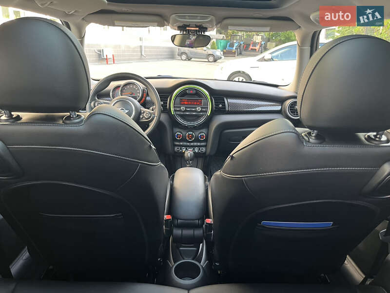 Хетчбек MINI Cooper 2015 в Києві