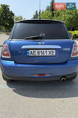 Хэтчбек MINI Cooper 2012 в 