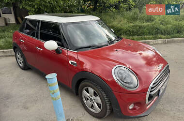 Хэтчбек MINI Cooper 2016 в Каменец-Подольском