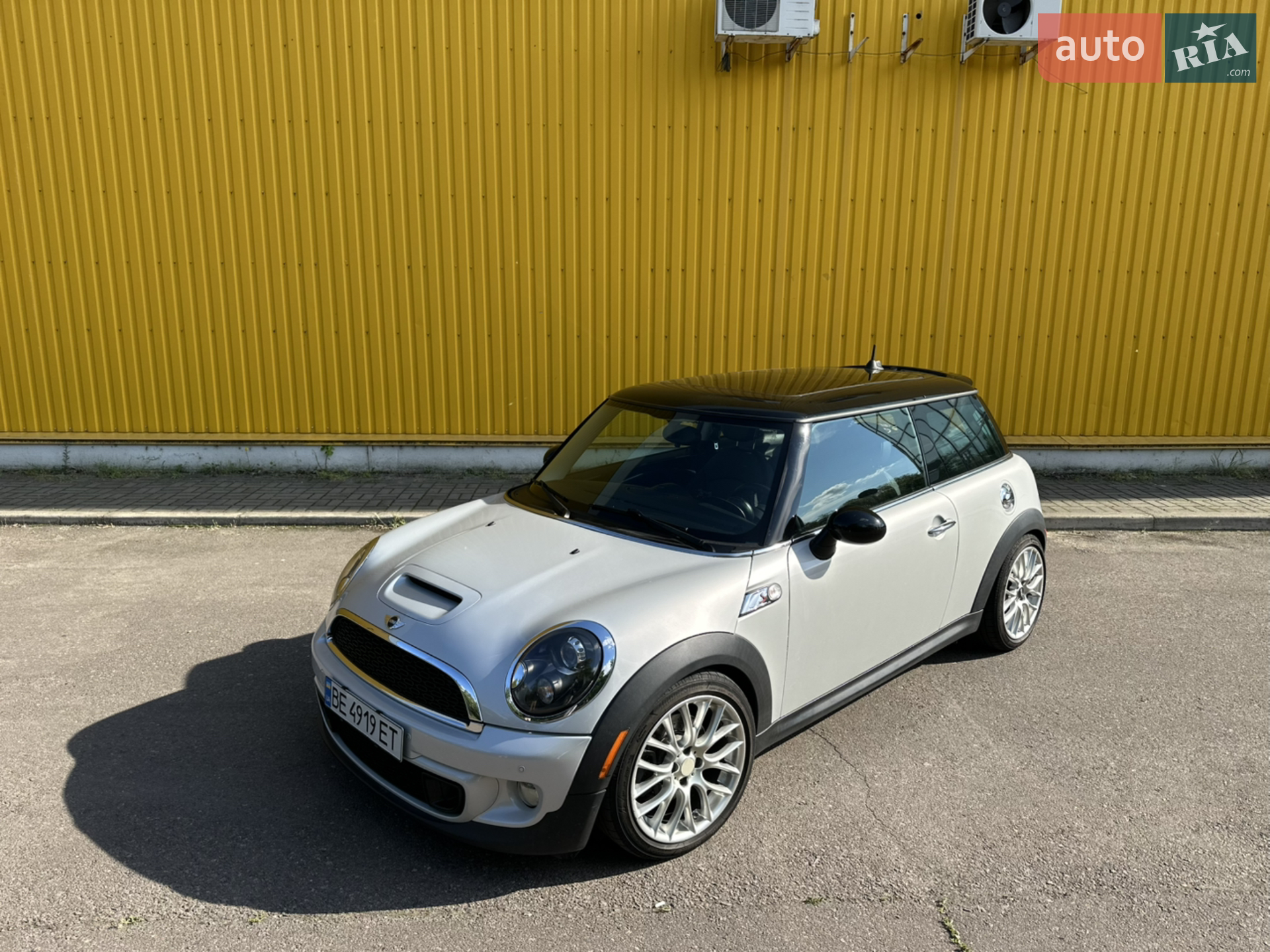 2012 MINI Cooper - мініатюра 2