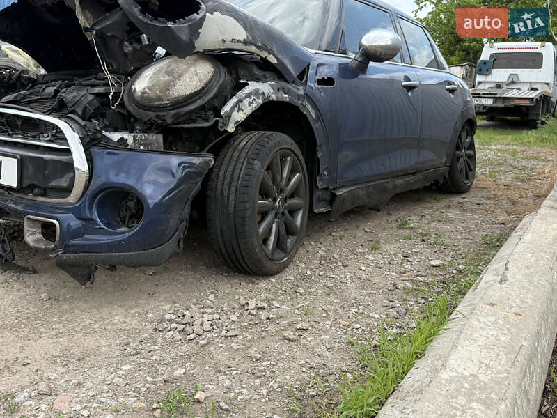 MINI Cooper 2015