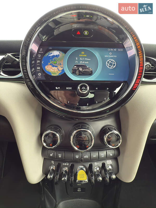 Хэтчбек MINI Cooper 2023 в Черновцах