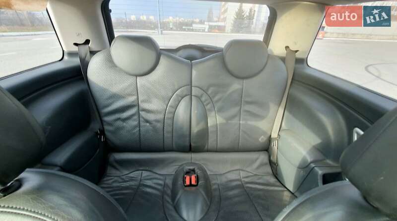 Хэтчбек MINI Cooper 2004 в Одессе