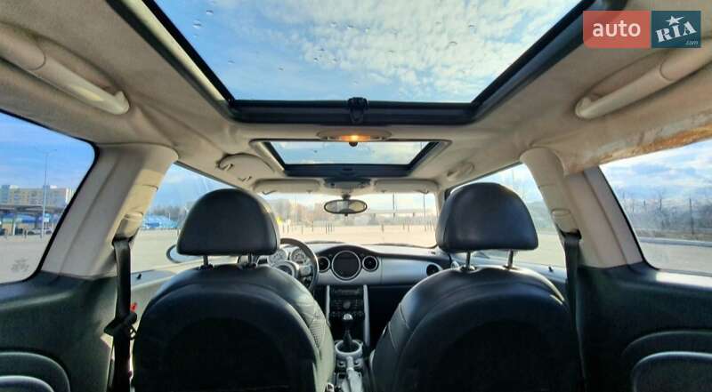 Хэтчбек MINI Cooper 2004 в Одессе