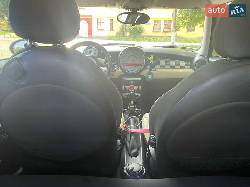 Хэтчбек MINI Cooper 2007 в Звенигородке
