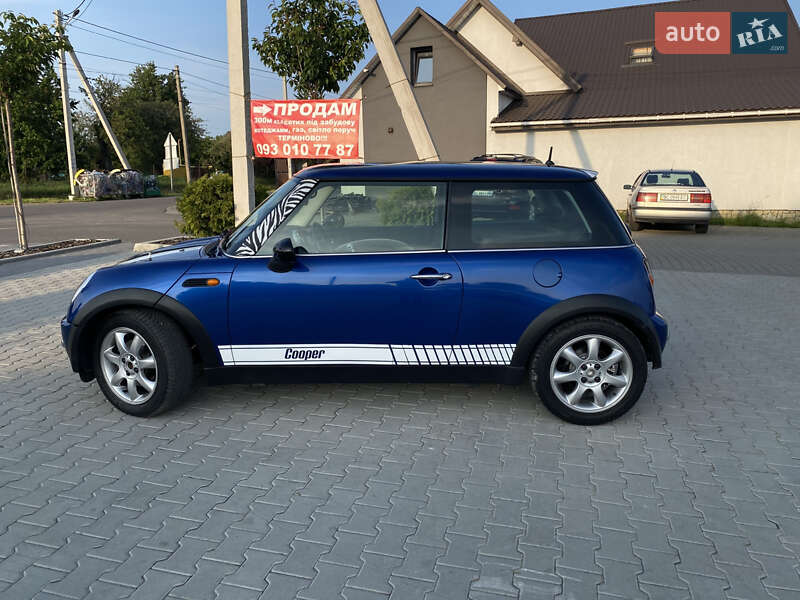 Хетчбек MINI Cooper 2002 в Винниках