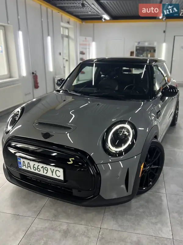 Хэтчбек MINI Cooper 2022 в 
