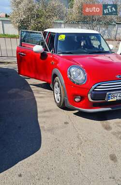 Хэтчбек MINI Cooper 2015 в 