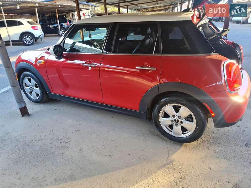 Хетчбек MINI Cooper 2015 в Одесі