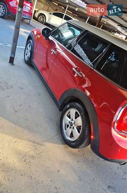 Хэтчбек MINI Cooper 2015 в 