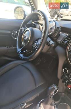 Хетчбек MINI Cooper 2015 в Одесі фото 17 Хетчбек MINI Cooper 2015 в Одесі