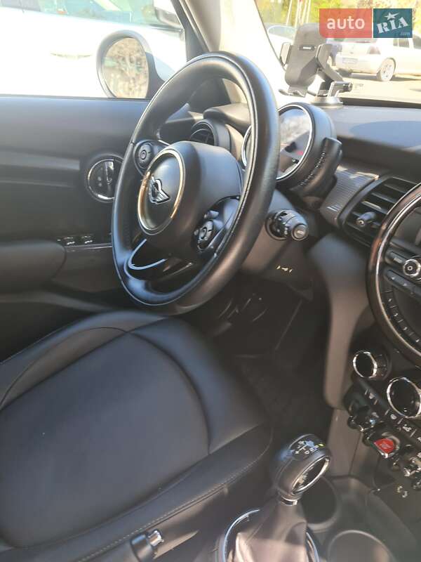 Хетчбек MINI Cooper 2015 в Одесі фото 17 Хетчбек MINI Cooper 2015 в Одесі